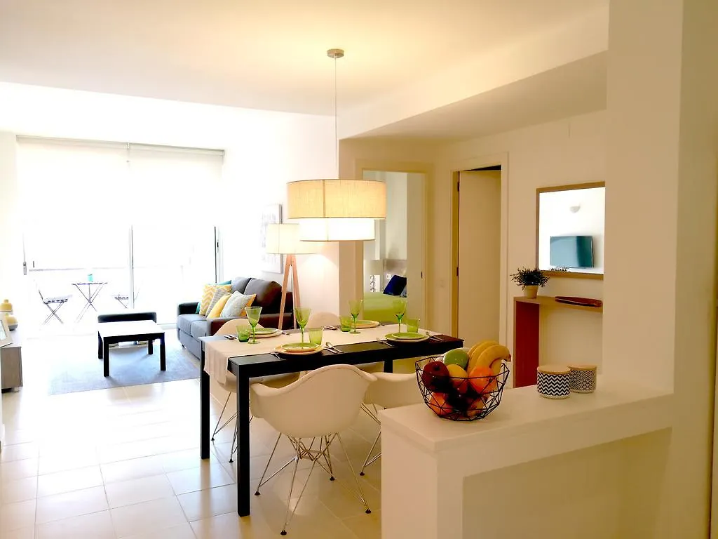 Apartments Pool Barcelona Center 0*,  ספרד